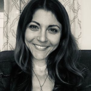 Meet your Posher, Denise